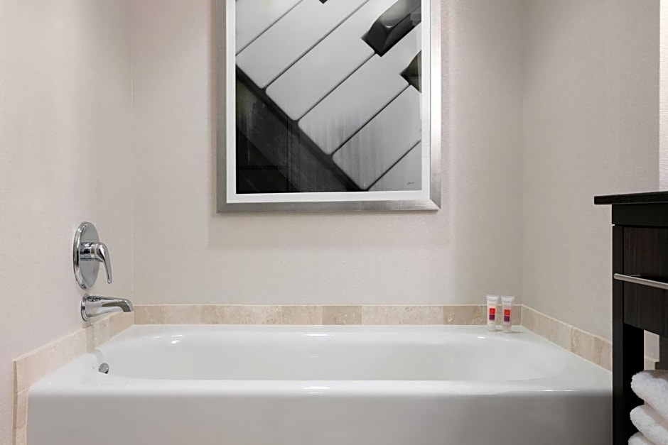 Loews Atlanta Hotel