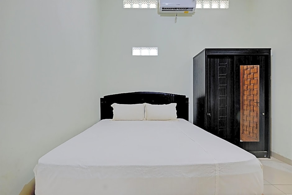 OYO Life 92935 Ayu Kost Eksklusif