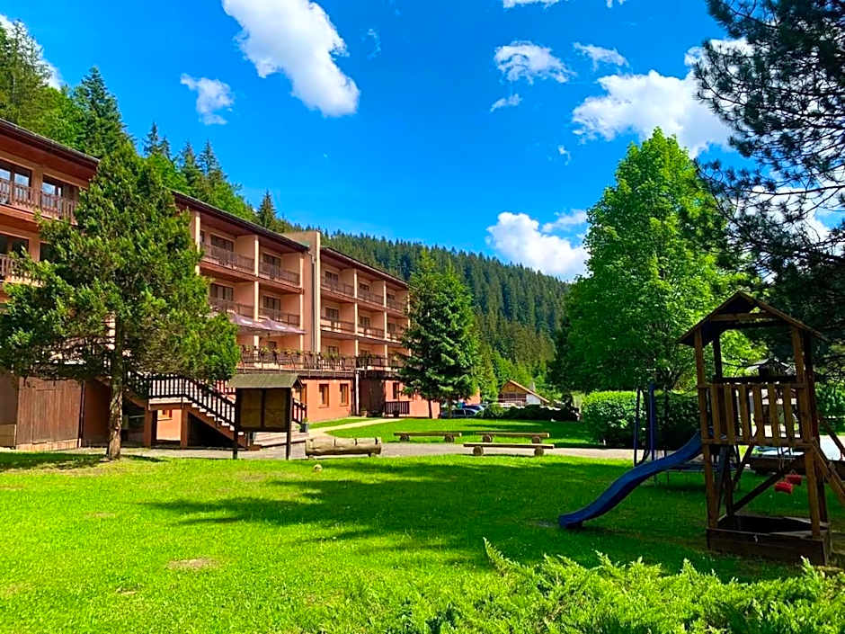 Horský Hotel Podjavorník