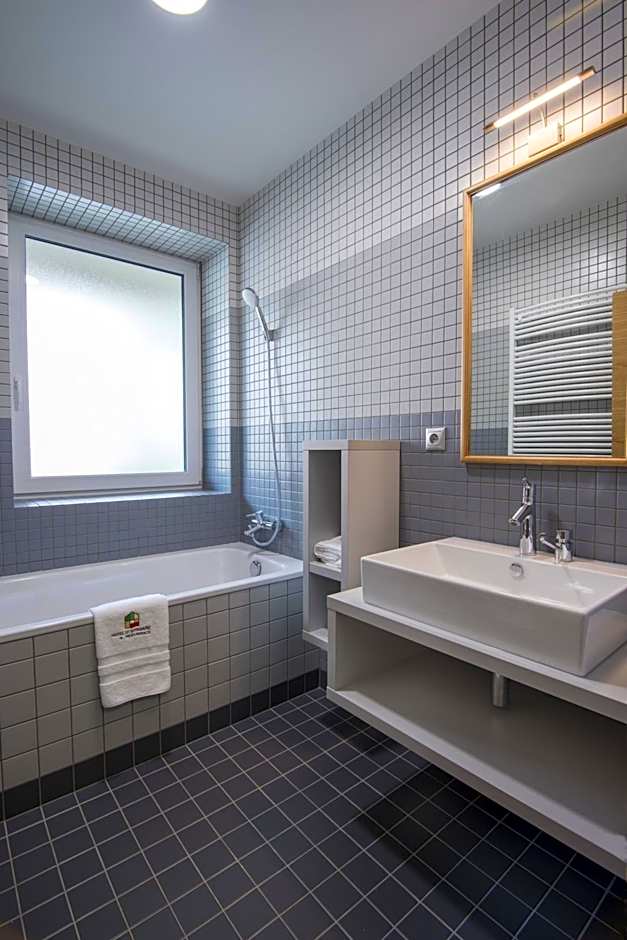 HOTEL A RESTAURACE U STAVAŘE