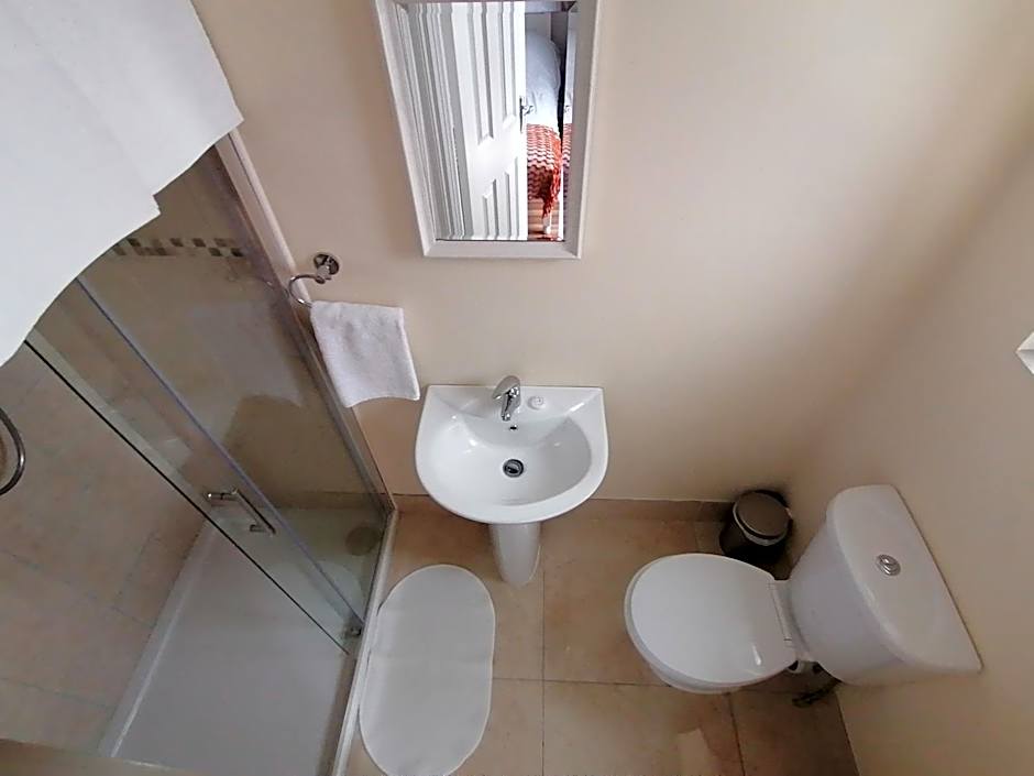 An Charraig Ban on the wild Atlantic way F94WT02