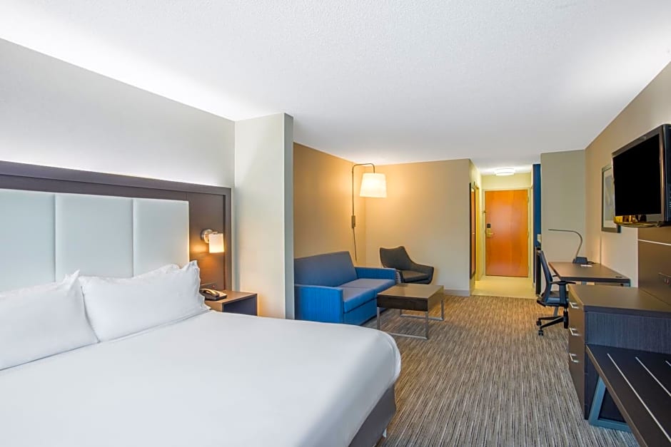 Holiday Inn Express Hotel & Suites Boston - Marlboro