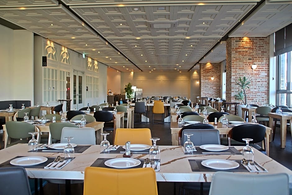 Golden Tulip Ever Yongin Hotel