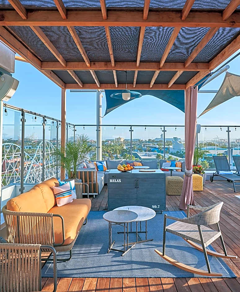 Hyatt Centric The Pike Long Beach