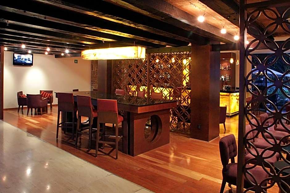 Marriott Puebla Hotel Meson Del Angel