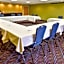 Holiday Inn Express Hotel & Suites Charlotte By IHG