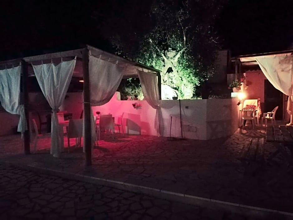 Borgo Degli Ulivi Rooms