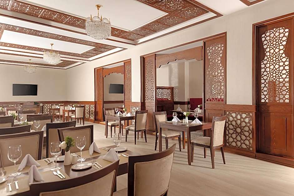 Ramada Plaza by Wyndham Gence