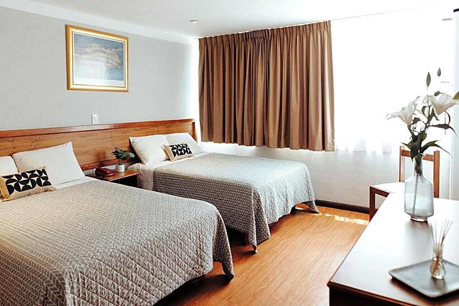 Hotel Don Simon