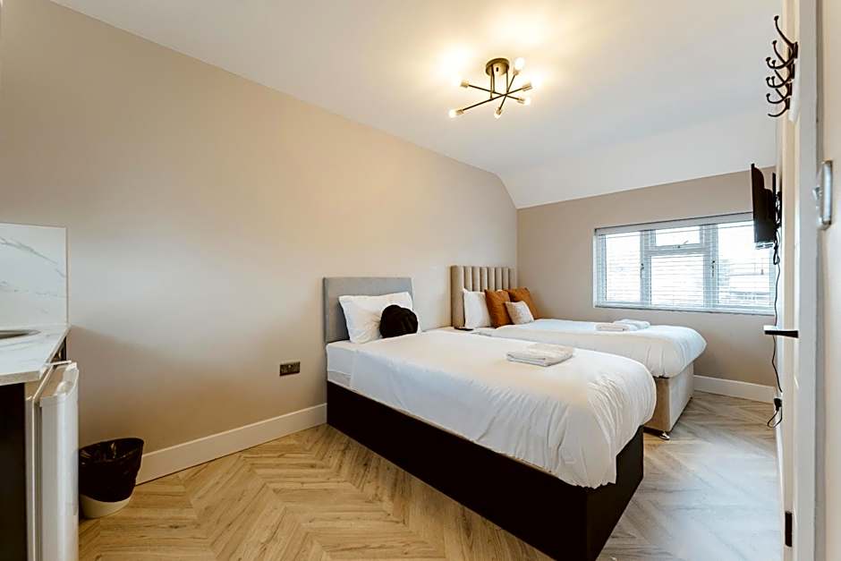 West Drayton Self Contained Studios