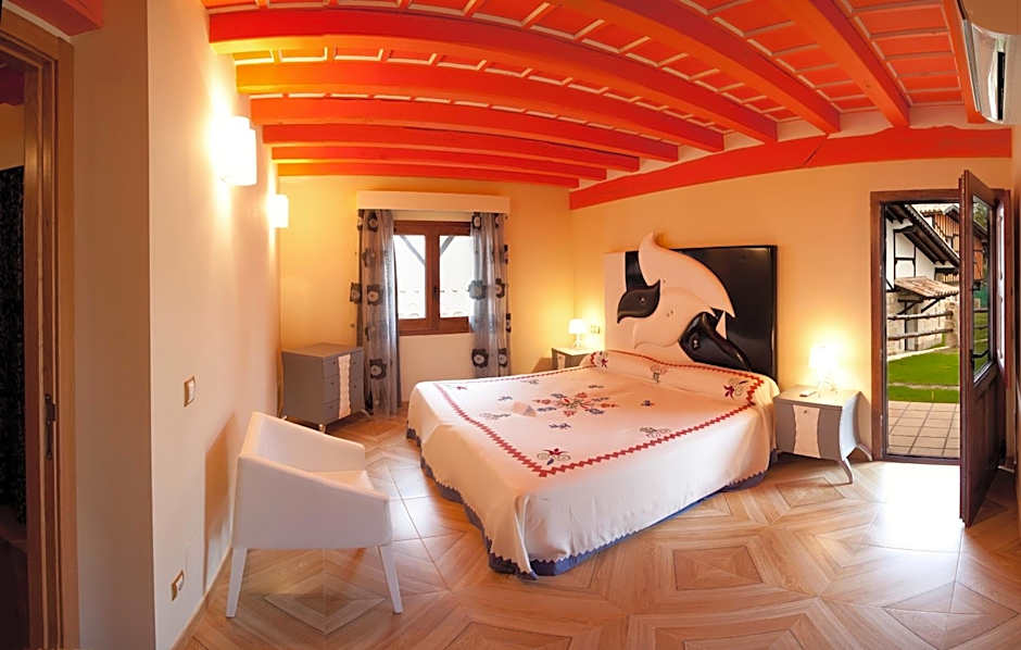 Photo 1 of 4 of Deluxe Villa