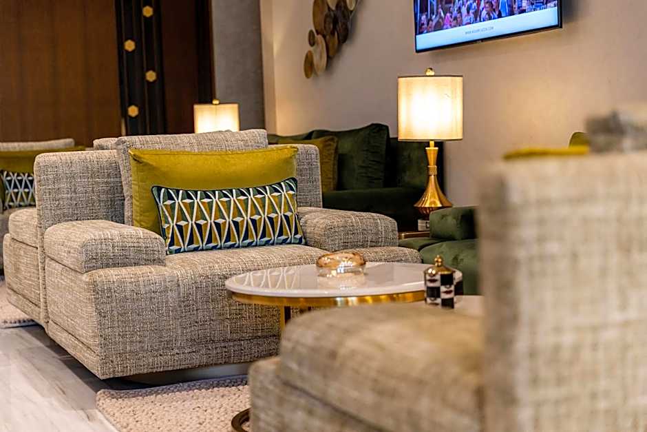 Nour Plazza Hotel