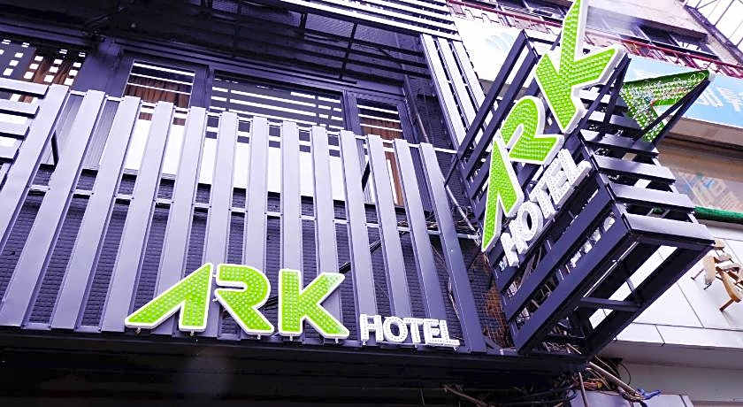 Ark Hotel