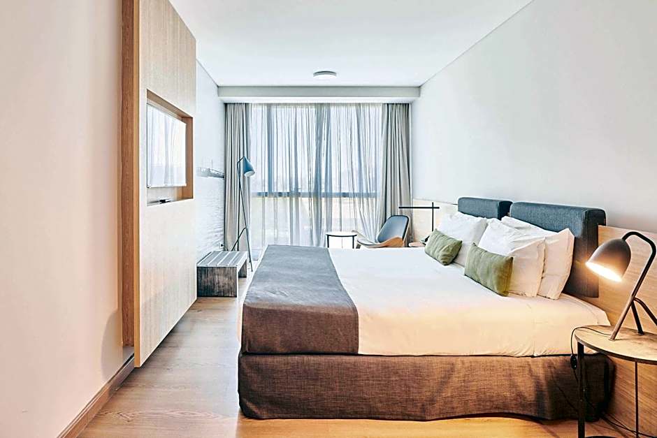 Dazzler by Wyndham Rosario