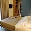 11 Catalani Rooms