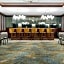 La Quinta Inn & Suites by Wyndham Madison American Center