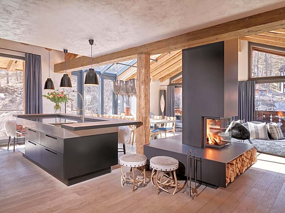 Firefly Luxury Suites