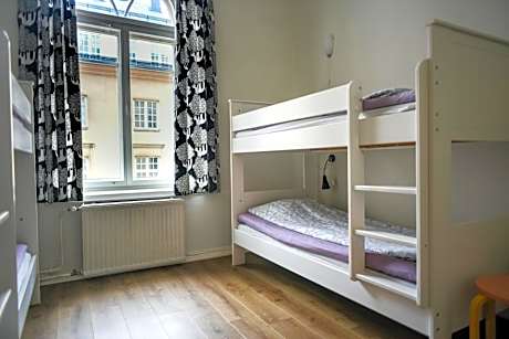 Single Bed in 4-Bed Mixed Dormitory Room
