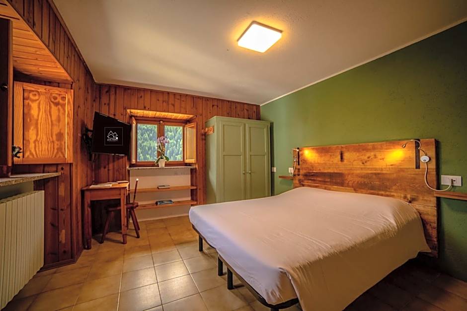 Hotel & Restaurant Perret - Mountain People