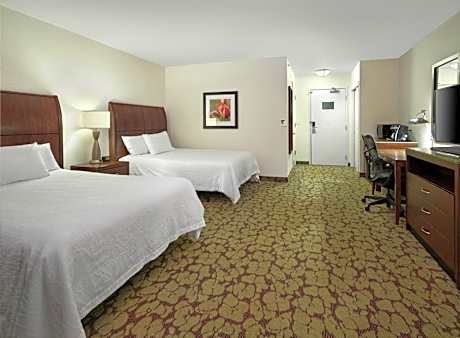Queen Room with Two Queen Beds - Disability Access