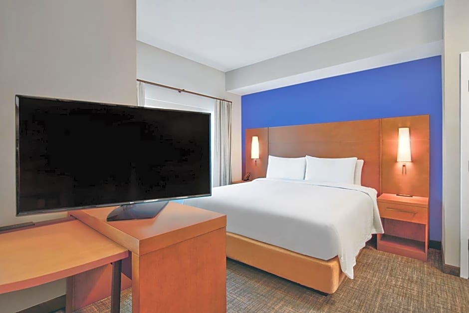 Residence Inn by Marriott Orlando at Flamingo Crossings Town Center