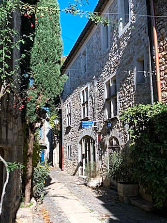 Le Castelas