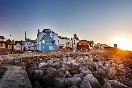 Rock Point Inn