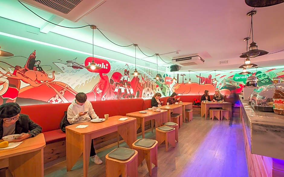 Yeah Barcelona Hostel