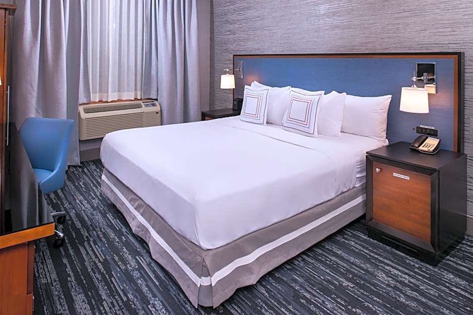 Fairfield Inn & Suites by Marriott New York Manhattan/Times Square