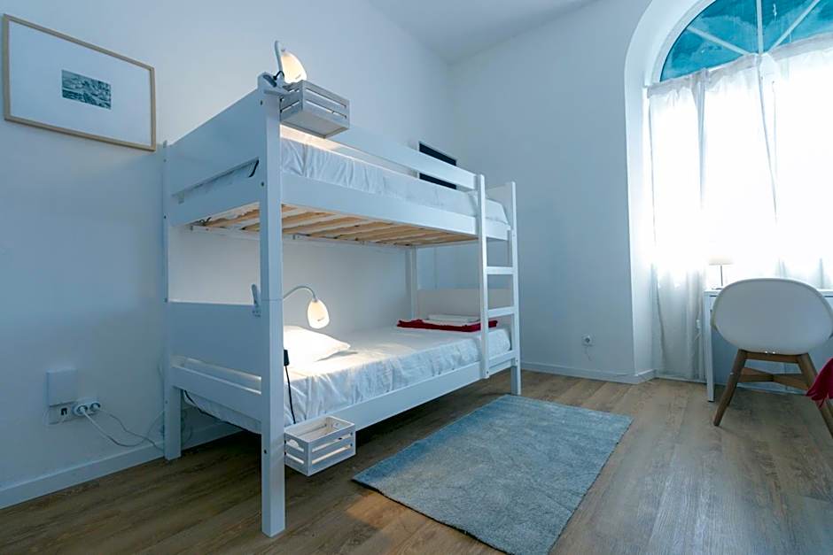 Lagoa Hostel & Suites