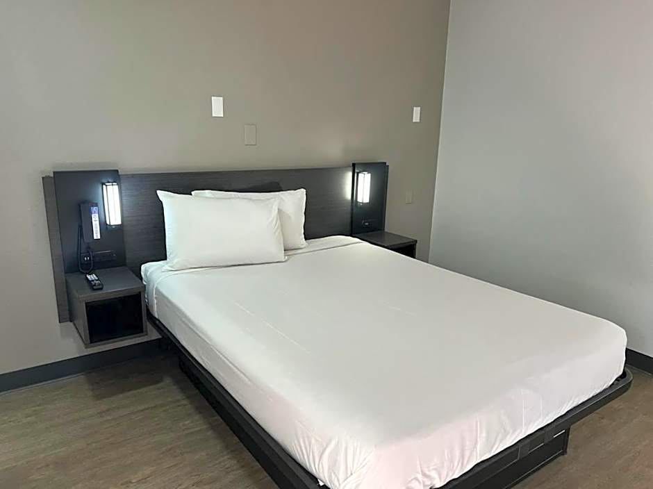 Motel 6-Lakeland, FL