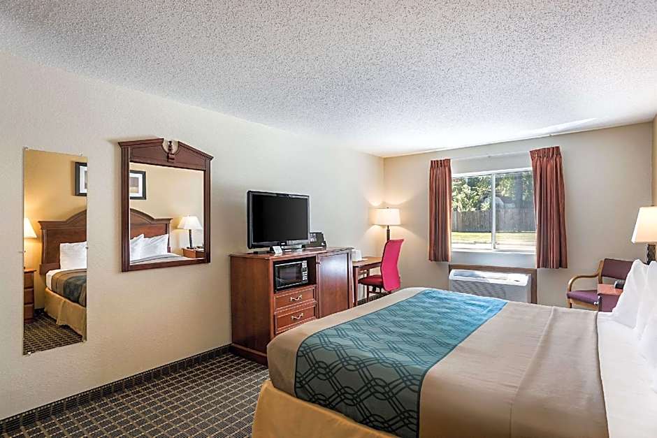 Rodeway Inn Cedar Rapids Westdale