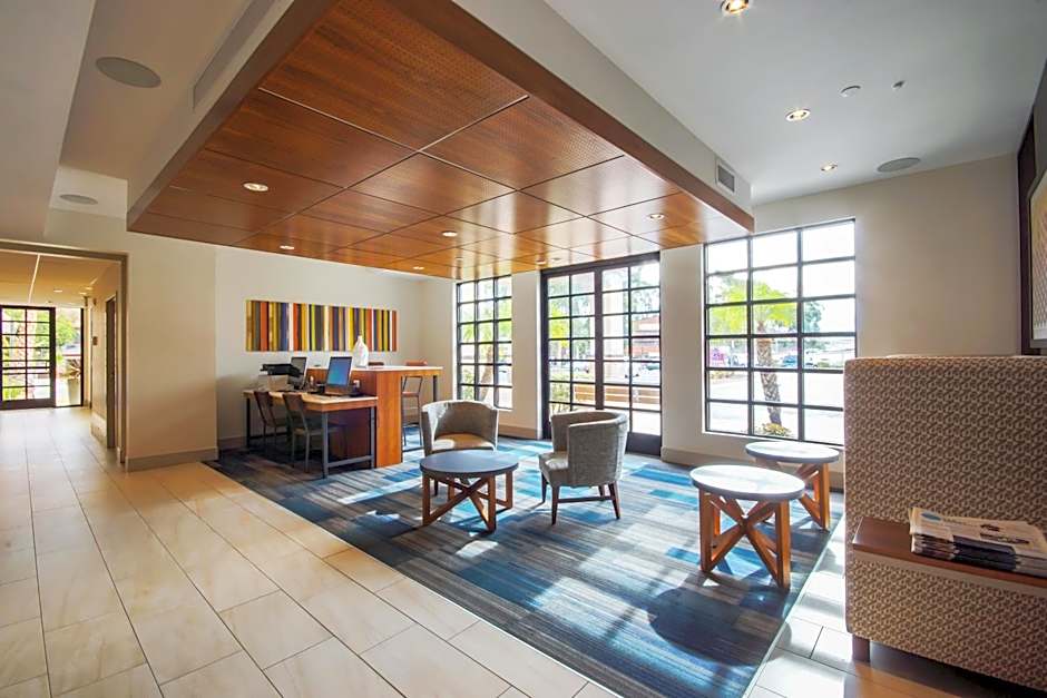 Holiday Inn Express Mira Mesa San Diego By IHG