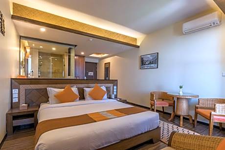 Superior Deluxe Double or Twin Room  - 10% off on Food and Beverages, 20% off on Spa