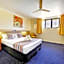 Raintree Motel