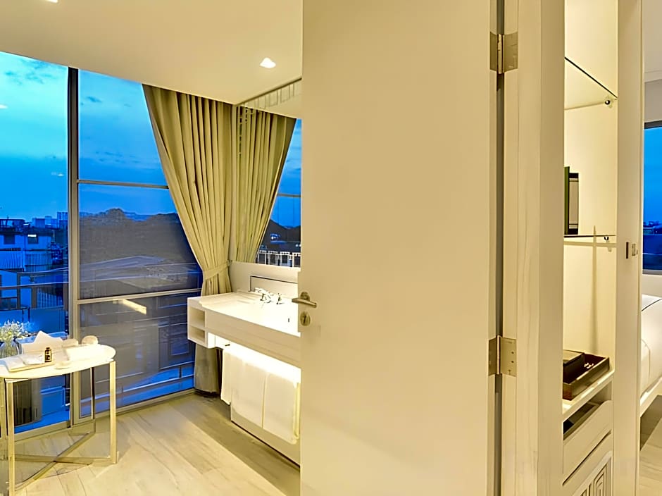 Riva Arun Bangkok (SHA Plus)