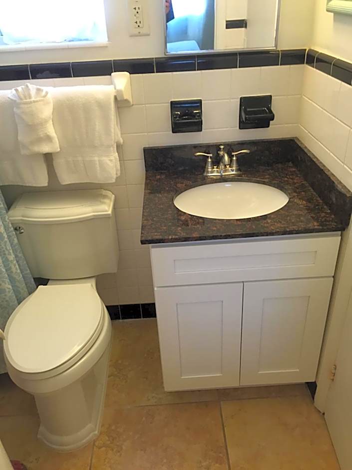 Oceanfront Sea Scape Motel