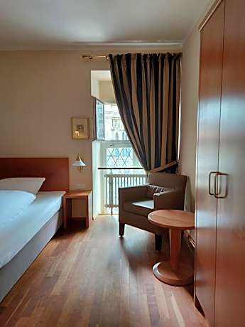 Single Room with Bathroom