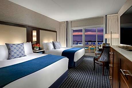 Queen Room with Two Queen Beds and Ocean View