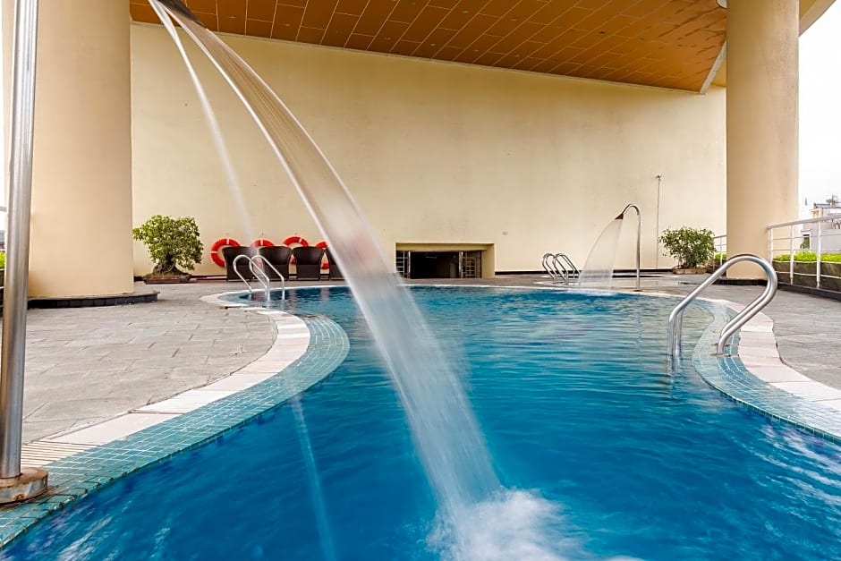 Muong Thanh Grand Ha Long Hotel