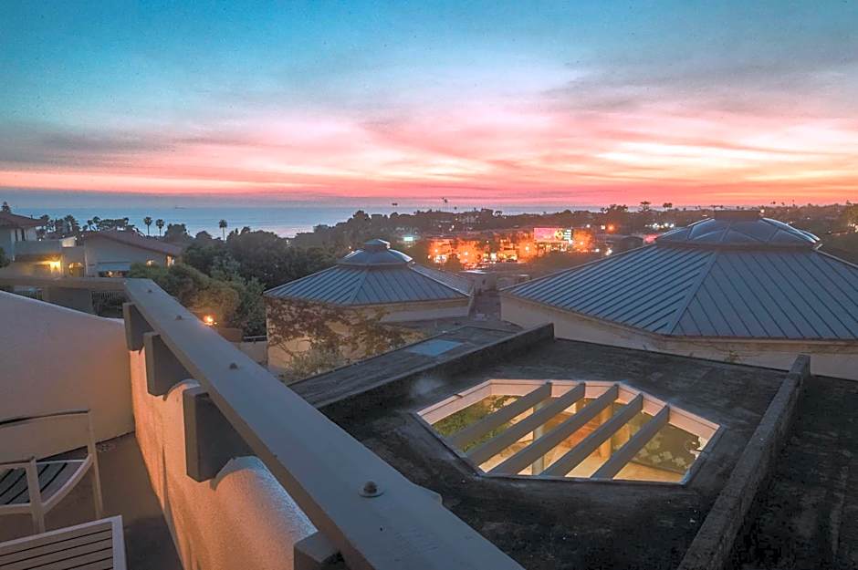 The Encinitan Hotel & Suites