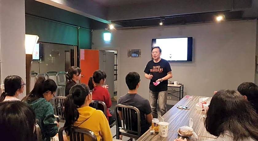 Taipei Travelers International Hostel