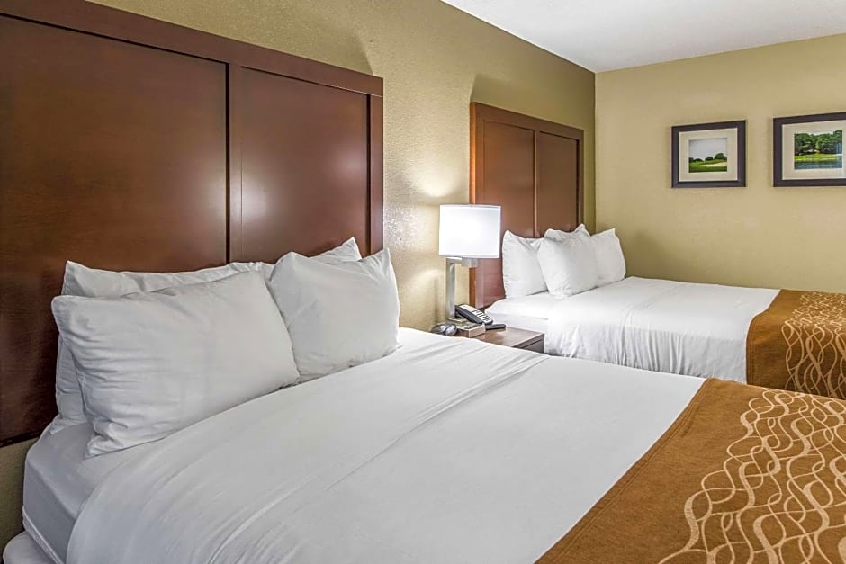 Comfort Inn & Suites Greenwood near University