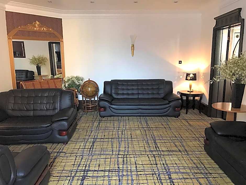 Harefield Manor Hotel