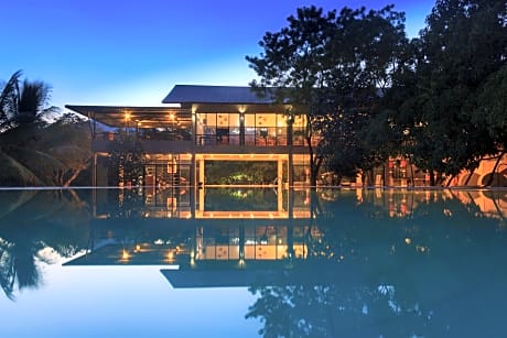 Sigiriana Resort by Thilanka