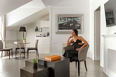 Montenapoleone Suites