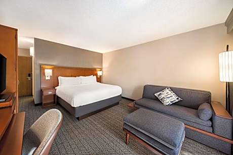 Sonesta Select San Jose Airport