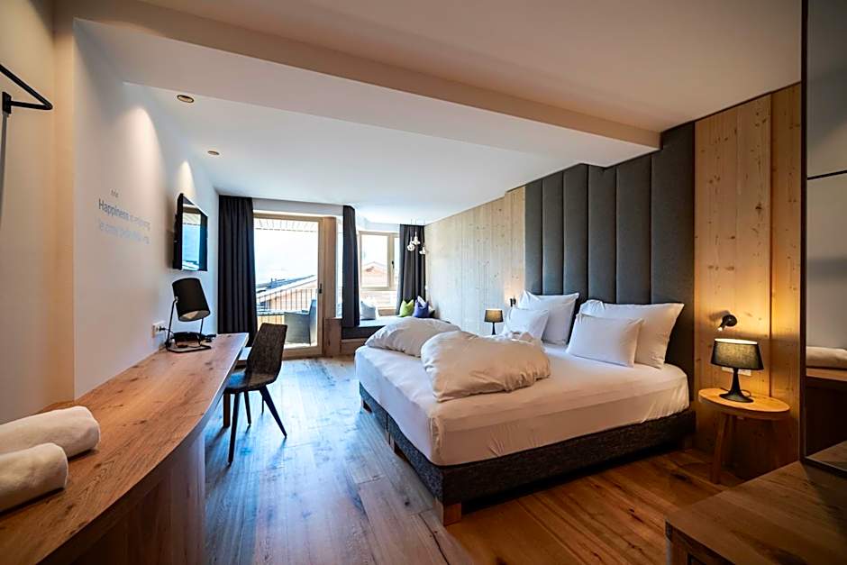 Photo 1 of 19 of Junior Suite, Mountain View