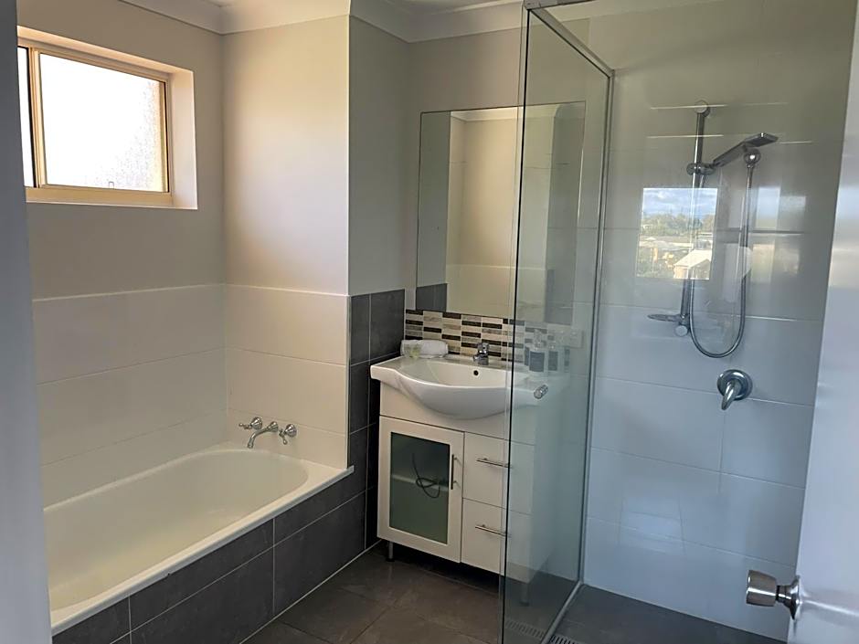 Bayview Beach Holiday Apartments