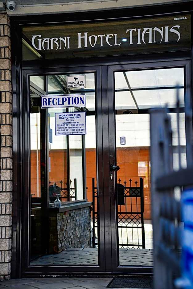 Apartments & rooms - TIANIS - Self check-in